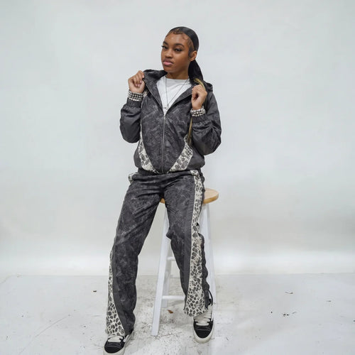 RMANI ZIP UP