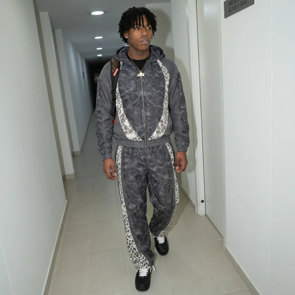 RMANI ZIP UP